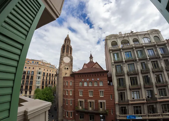 Sant Jordi Hostels Rock Palace